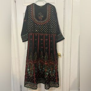 Pakistani/Indian 3 piece suit